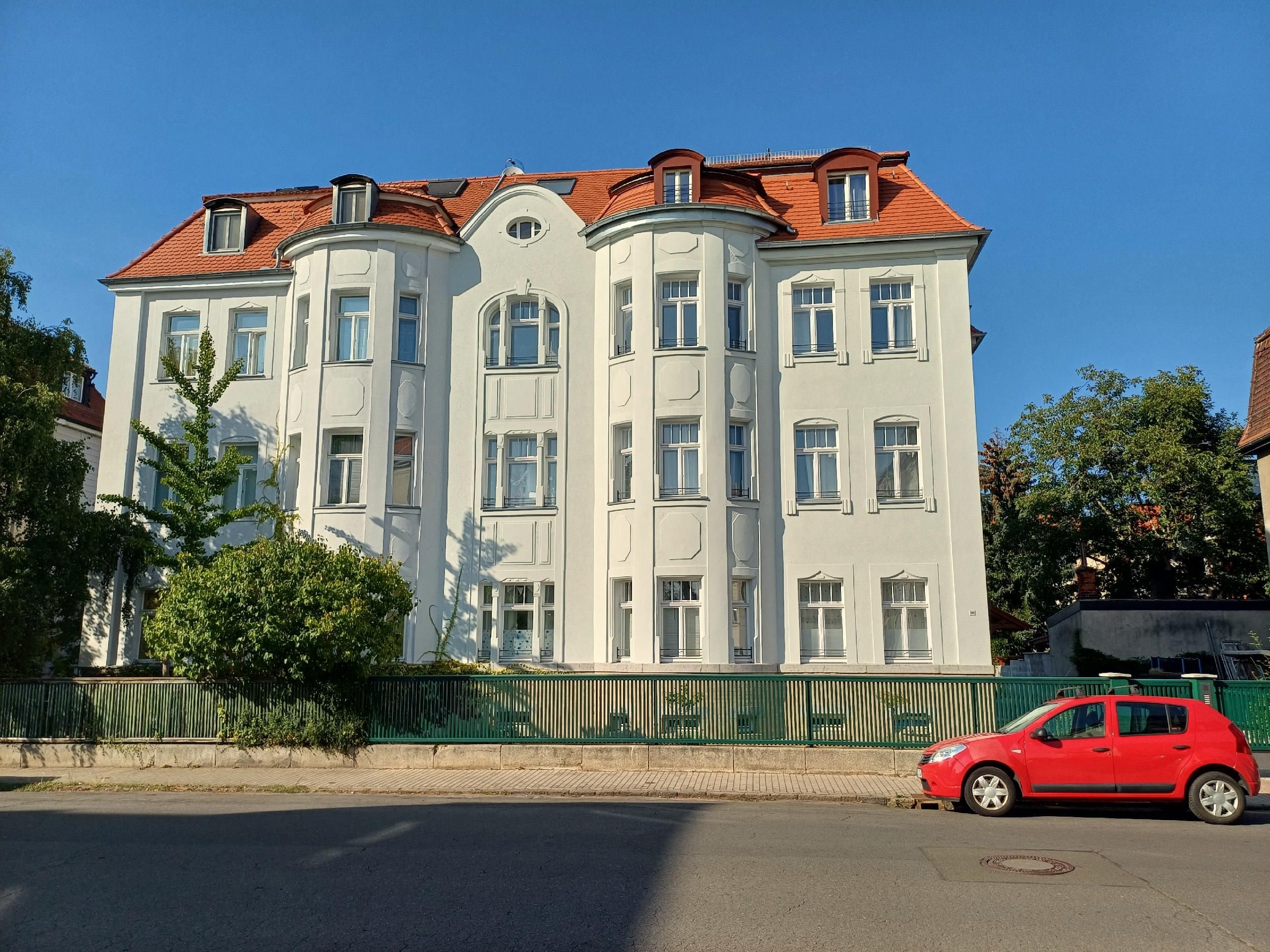 Wohnung zur Miete 1.400 € 4 Zimmer 133,4 m²<br/>Wohnfläche 2.<br/>Geschoss 01.10.2024<br/>Verfügbarkeit Pestalozzistraße 20 Böhlitz-Ehrenberg Leipzig 04178