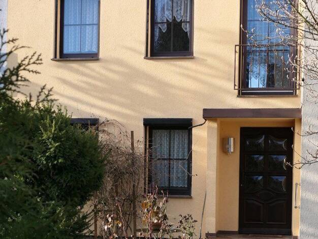 Reihenmittelhaus zum Kauf provisionsfrei 319.000 € 5 Zimmer 138 m² 254 m² Grundstück Gottfried-Keller-Siedlung Nord 06118