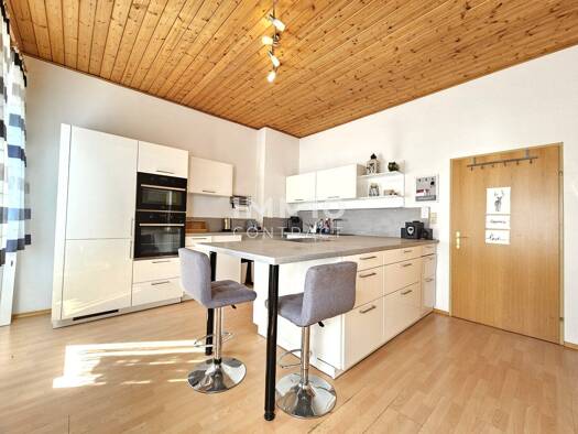 Haus zum Kauf 265.000 € 731 m² Grundstück Groß-Siegharts 3812