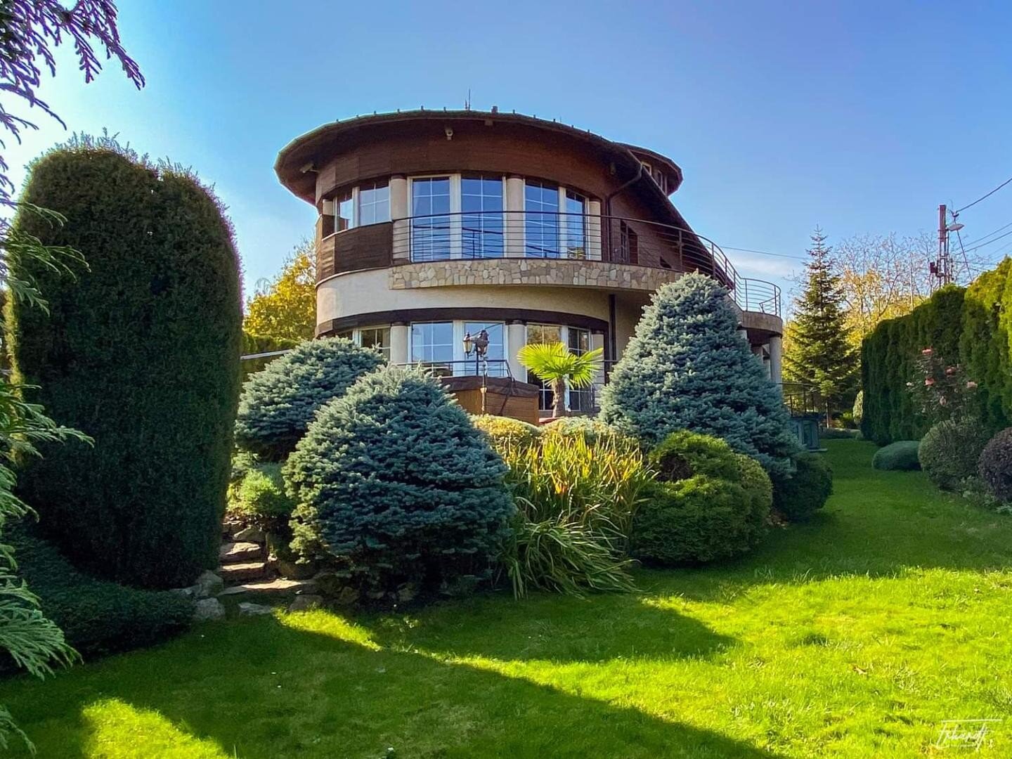 Villa zum Kauf 1.950.000 € 8,5 Zimmer 302 m²<br/>Wohnfläche 1.300 m²<br/>Grundstück Budapest 1221