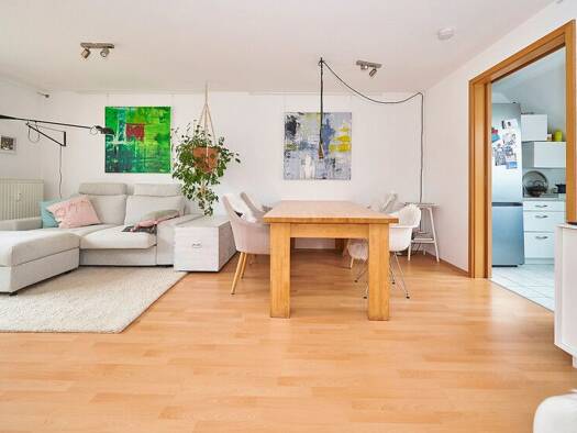 Wohnung zur Miete 750 € 2,5 Zimmer 70 m² frei ab 01.12.2026 Heutingsheim Freiberg am Neckar 71691