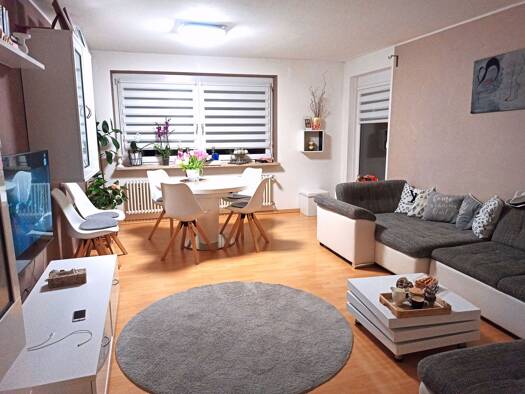 Wohnung zur Miete 1.150 € 3 Zimmer 77 m² Geschoss 1/3 frei ab 01.04.2026 Vaihingen an der Enz 71665