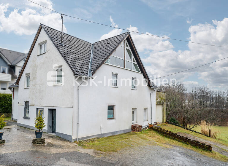 Wohnung zum Kauf 175.000 € 4 Zimmer 120 m²<br/>Wohnfläche 1.<br/>Geschoss Marienheide Marienheide 51709