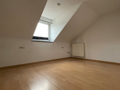 Wohnung zur Miete 540 € 2 Zimmer 40 m² 3. Geschoss frei ab sofort Güterstr.17 Gartenfeld 3 Trier 54295