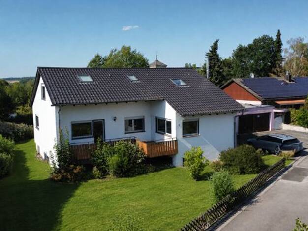 Einfamilienhaus zur Miete 1.790 € 6 Zimmer 220 m² 817 m² Grundstück frei ab sofort Stebbach Gemmingen 75050