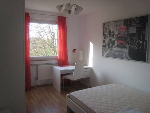 WG-Zimmer zur Miete 670 € 12 m² frei ab 27.10.2025 Eschborn 65760