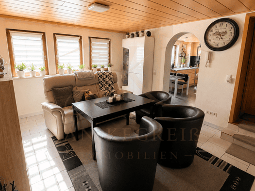 Einfamilienhaus zum Kauf 422.000 € 8 Zimmer 190 m² 250 m² Grundstück frei ab 01.04.2027 Bondorf 71149
