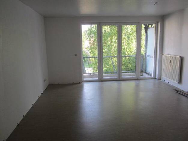Wohnung zur Miete nur mit Wohnberechtigungsschein 450 € 3,5 Zimmer 76,1 m² 2. Geschoss frei ab 09.05.2026 Brühlweg 34 Marten Dortmund 44379