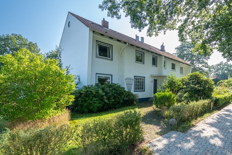 Doppelhaushälfte zum Kauf 449.000 € 4 Zimmer 119,9 m²<br/>Wohnfläche 489 m²<br/>Grundstück Wahlbezirk 015 Pinneberg 25421