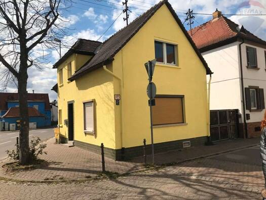 Einfamilienhaus zum Kauf 249.000 € 4,5 Zimmer 110 m² 68 m² Grundstück Heßheim 67258