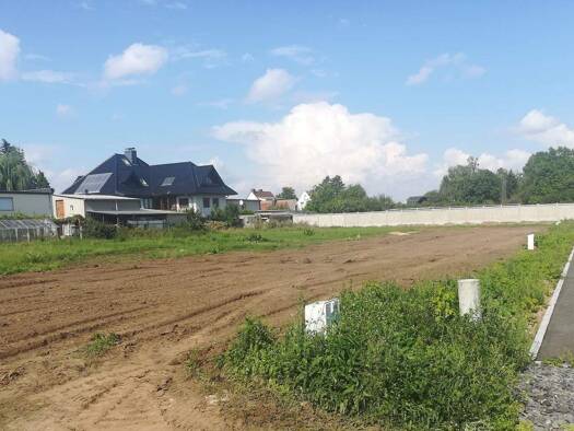 Grundstück zum Kauf provisionsfrei 33.908 € 692 m² Grundstück Am Hinterfeld Röblingen am See Seegebiet Mansfelder Land 06317