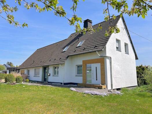Haus zum Kauf 365.000 € 8 Zimmer 253 m² 1.250 m² Grundstück Mülheim Warstein 59581