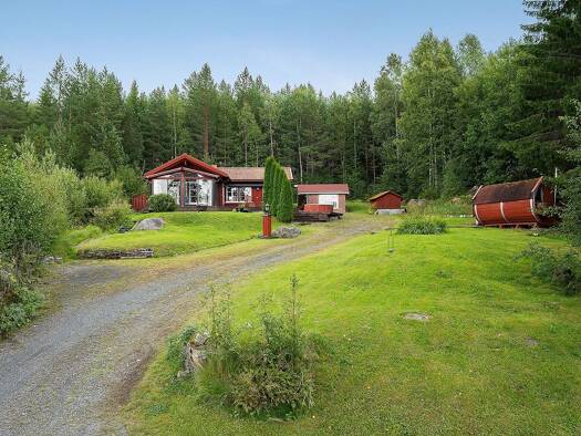 Einfamilienhaus zum Kauf 262.000 € 2 Zimmer 65 m² 1.224 m² Grundstück Hällsjön 10 Sunne kommun 68692