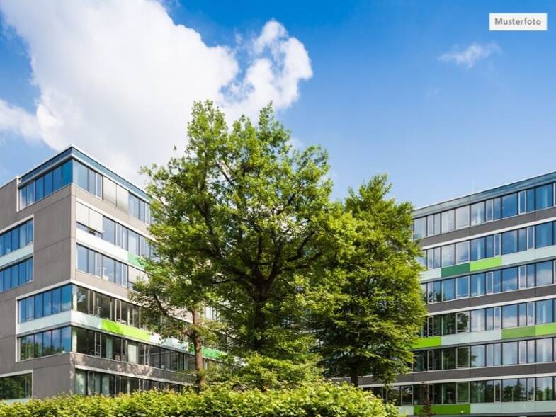 Immobilie zur Zwangsversteigerung provisionsfrei als Kapitalanlage geeignet 95.000 € 1.350 m² 1.350 m² Grundstück Gostenhof Nürnberg 90443