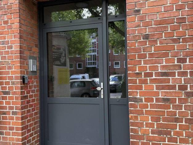 Wohnung zur Miete 1.050 € 2 Zimmer 46 m² 1. Geschoss Projensdorferstraße 38 Wik Kiel 24106
