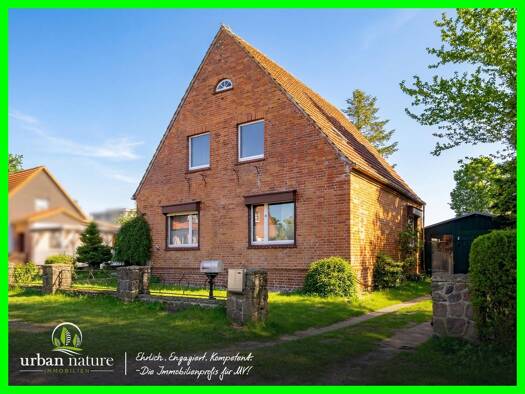 Einfamilienhaus zum Kauf 220.000 € 5 Zimmer 114 m² 719 m² Grundstück Ribnitz Ribnitz-Damgarten 18311