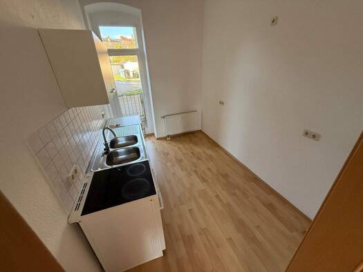 Wohnung zur Miete 350 € 2 Zimmer 55 m² EG frei ab sofort Zeitz 06712