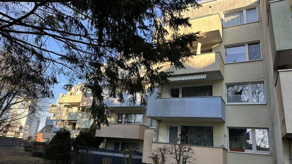 Wohnung zum Kauf 125.000 € 3 Zimmer 72 m² 2. Geschoss Altstadt Celle 29225