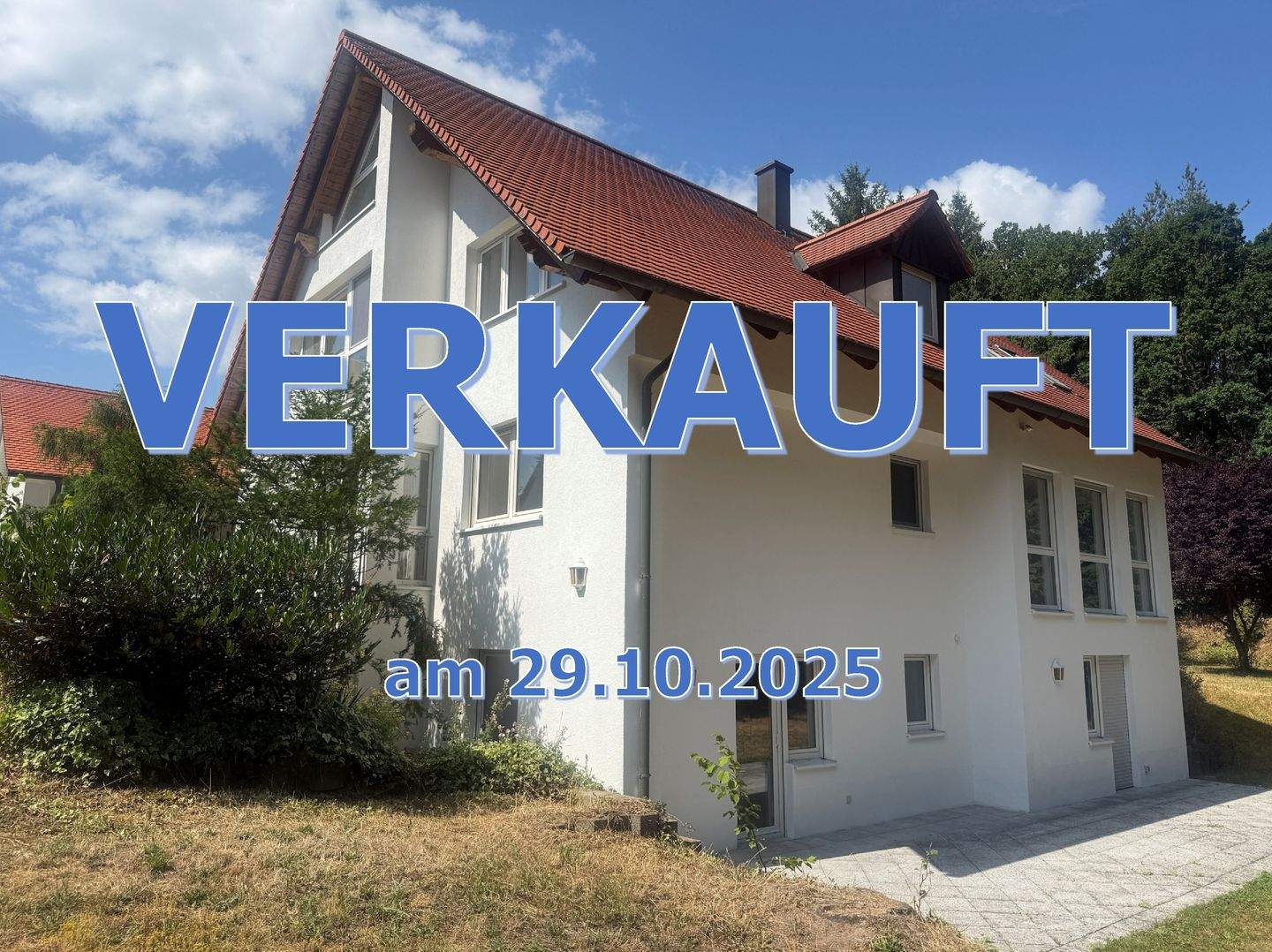 Immobilie in Hemhofen - +++ VERKAUFT 29.10.2025 +++ WOHN(T)RAUM in BESTLAGE ! Geräumiges 2-Familienhaus mit 6 Zimmern / 3 Bädern - Bild 0