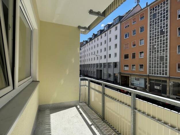 Wohnung zur Miete 736 € 3 Zimmer 61,9 m² 1. Geschoss frei ab 15.07.2026 Glockenhofstr. 19 Glockenhof Nürnberg 90478