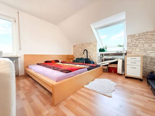 Wohnung zum Kauf 265.000 € 3 Zimmer 66 m² 2. Geschoss Cadolzburg 90556