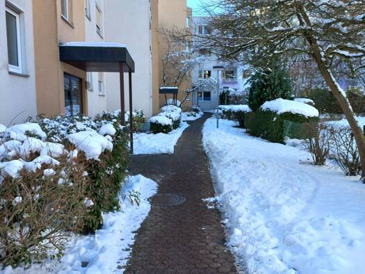 Wohnung zur Miete 650 € 2 Zimmer 59 m² Geschoss 3/4 frei ab sofort Weststadt Braunschweig 38120