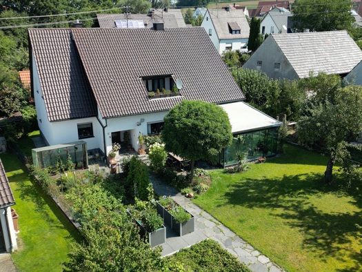 Einfamilienhaus zum Kauf 650.000 € 8 Zimmer 210 m² 859 m² Grundstück frei ab sofort Gottmannshofen Wertingen 86637