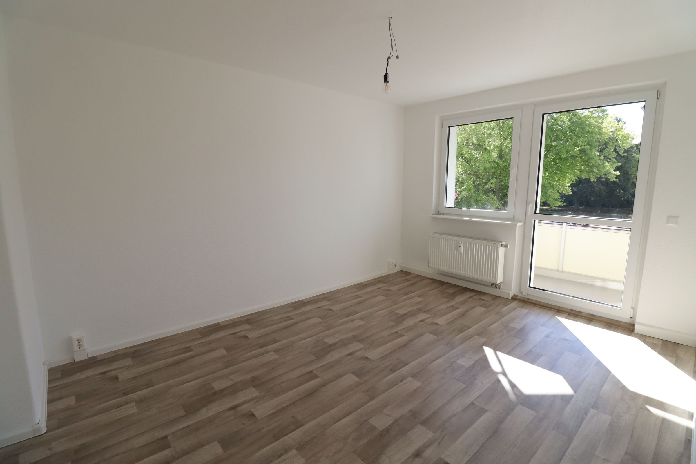 Wohnung zur Miete 261 € 2 Zimmer 42,8 m²<br/>Wohnfläche 2.<br/>Geschoss Keplerstraße 50 Siegmar 852 Chemnitz 09117