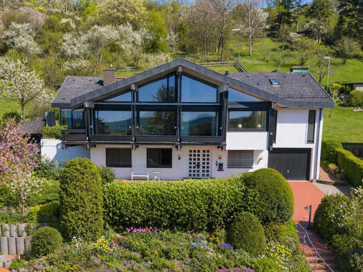 Einfamilienhaus zum Kauf 879.000 € 7 Zimmer 325,3 m² 3.663 m² Grundstück Coburg Coburg 96450