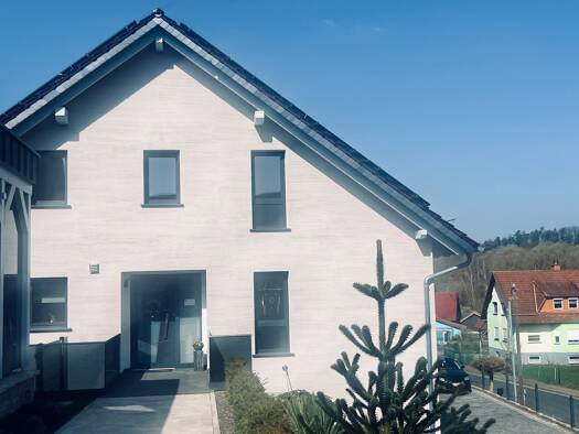 Wohnung zur Miete 950 € 4 Zimmer 112 m² Geschoss 2/3 frei ab sofort Heilbad Heiligenstadt 37308