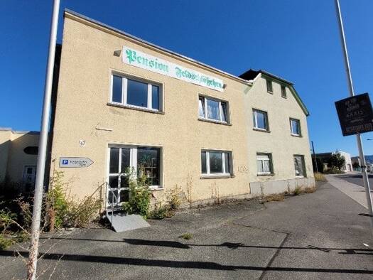 Sonstiges zum Kauf 190.000 € 295 m² 4.305 m² Grundstück Auerbach Auerbach 08209