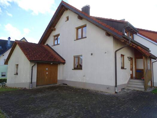 Haus zum Kauf als Kapitalanlage geeignet 360.000 € 6 Zimmer 135 m² 470 m² Grundstück Bonndorf Bonndorf im Schwarzwald 79848