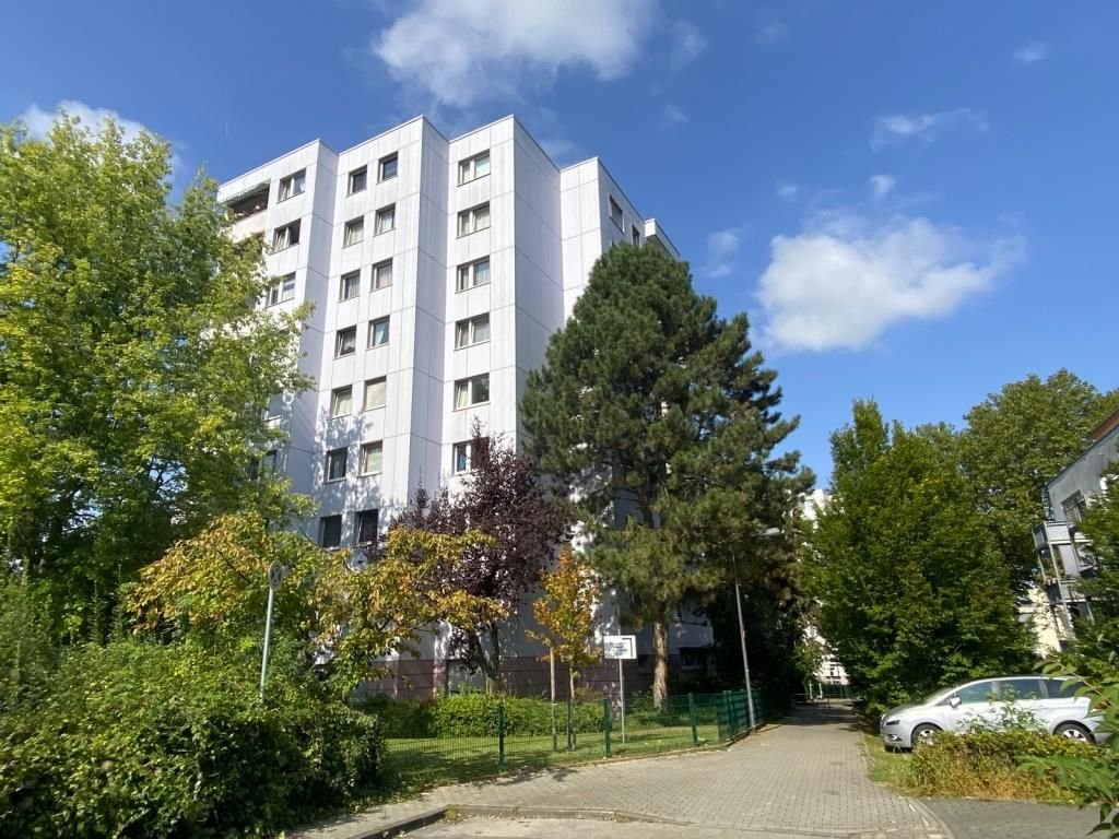 Wohnung zum Kauf provisionsfrei 230.000 € 2 Zimmer 62,8 m²<br/>Wohnfläche EG<br/>Geschoss Wiener Straße 31 Oberrad Frankfurt 60599