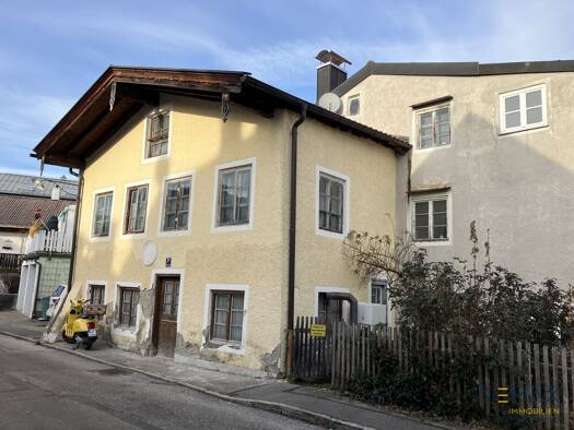 Stadthaus zum Kauf 149.000 € 10 Zimmer 100 m² 121 m² Grundstück Bad Tölz 83646