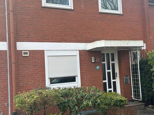 Reihenmittelhaus zum Kauf 369.000 € 4 Zimmer 120 m² frei ab sofort Utbremen Bremen 28217