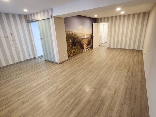 Wohnung zur Miete 945 € 4 Zimmer 118 m² Geschoss 1/2 frei ab sofort Leipziger Straße 495 Oberkaufungen Kaufungen 34260