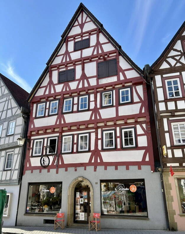 Mehrfamilienhaus zum Kauf provisionsfrei 599.000 € 6 Zimmer 323 m² 211 m² Grundstück Hauptstraße 83 Bad Wimpfen Bad Wimpfen 74206