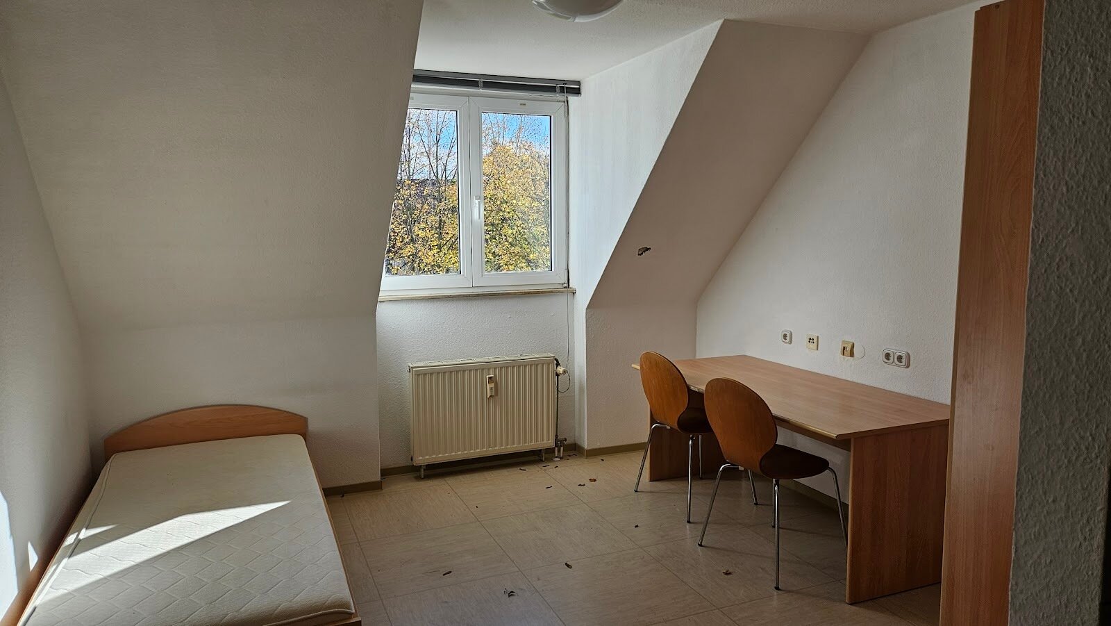 Wohnung zur Miete 309 € 1 Zimmer 20,6 m²<br/>Wohnfläche 3.<br/>Geschoss 01.12.2024<br/>Verfügbarkeit Haarener Gracht 7 Haaren Aachen 52080