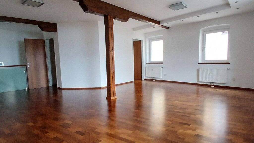 Büro zur Miete 1.024 € 2 Zimmer 113 m² Bürofläche Saalfelden am Steinernen Meer 5760