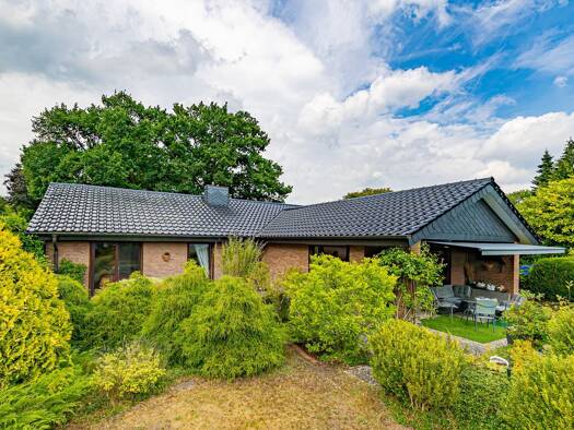 Bungalow zum Kauf 349.000 € 4 Zimmer 133 m² 1.010 m² Grundstück Fockbek 24787