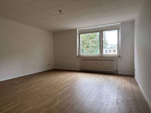 Wohnung zur Miete 368 € 2 Zimmer 49 m² 3. Geschoss frei ab sofort Ottostraße 13A Hochheide Duisburg 47198