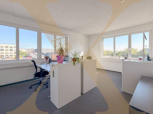 Büro zur Miete 5.639 € Leonding 4060