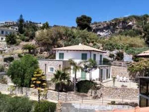 Villa zum Kauf 980.000 € 5 Zimmer 200 m² Bordighera 18012