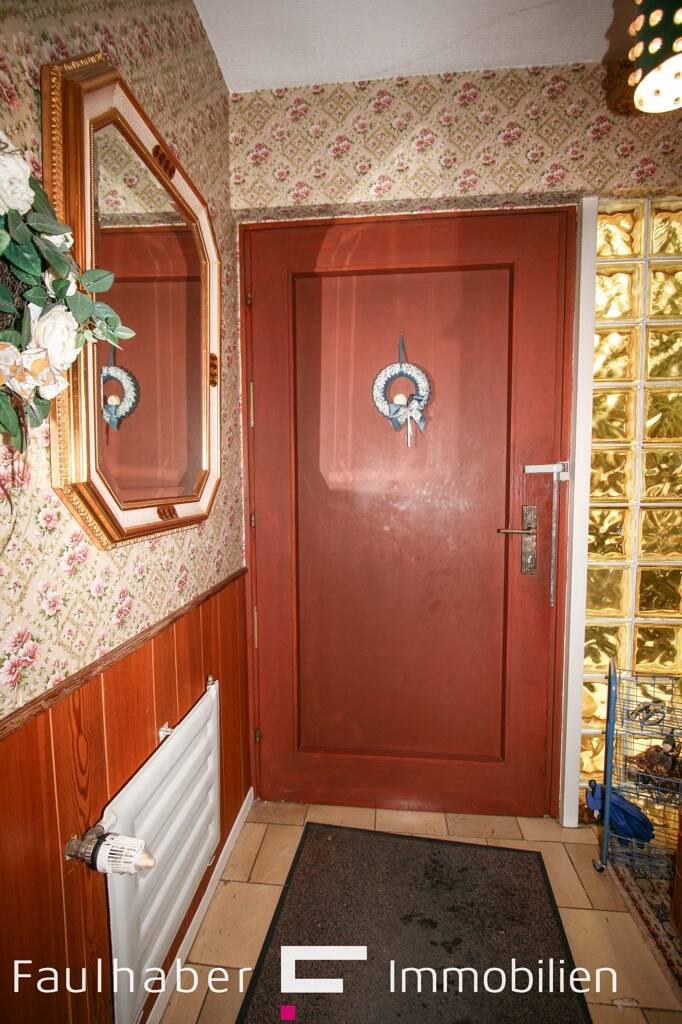 Immobilie in Witzenhausen - Ziegenhagen - Seltene Gelegenheit ! 1-FH mit überdachtem Außenpool, Wintergarten, Balkon, Terrasse - Bild 1