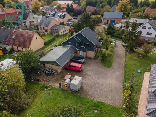 Mehrfamilienhaus zum Kauf 299.000 € 5 Zimmer 185 m² 1.000 m² Grundstück frei ab sofort Hohes Ende 12 Glövzin Karstädt 19357