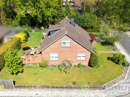 Einfamilienhaus zum Kauf 268.500 € 4 Zimmer 110 m² 573 m² Grundstück Heisfelde Leer 26789