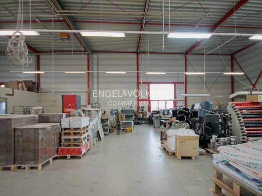 Halle/Industriefläche zur Miete provisionsfrei 928 m² Lagerfläche teilbar ab 1.412 m² Alt-Hohenschönhausen Berlin 13053