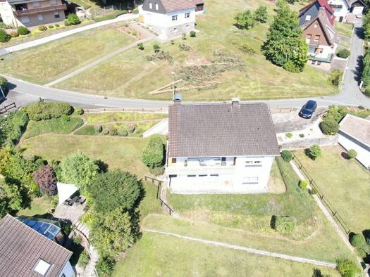 Einfamilienhaus zum Kauf provisionsfrei 229.000 € 7 Zimmer 134 m² 885 m² Grundstück frei ab 01.12.2026 Neuer Hagen 2 Padberg Marsberg 34431