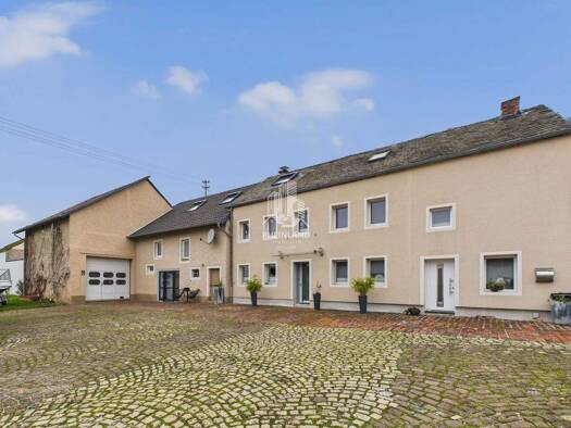 Mehrfamilienhaus zum Kauf 382.000 € 14 Zimmer 246 m² 1.705 m² Grundstück Landscheid 54526