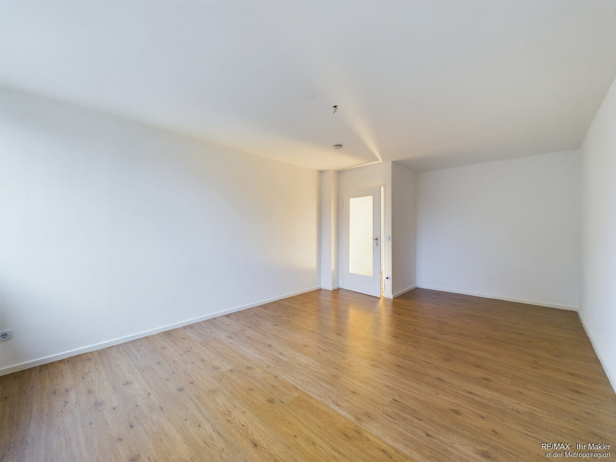 Wohnung zum Kauf 119.900 € 1 Zimmer 35 m²<br/>Wohnfläche 4.<br/>Geschoss Röthenbach West Nürnberg 90449